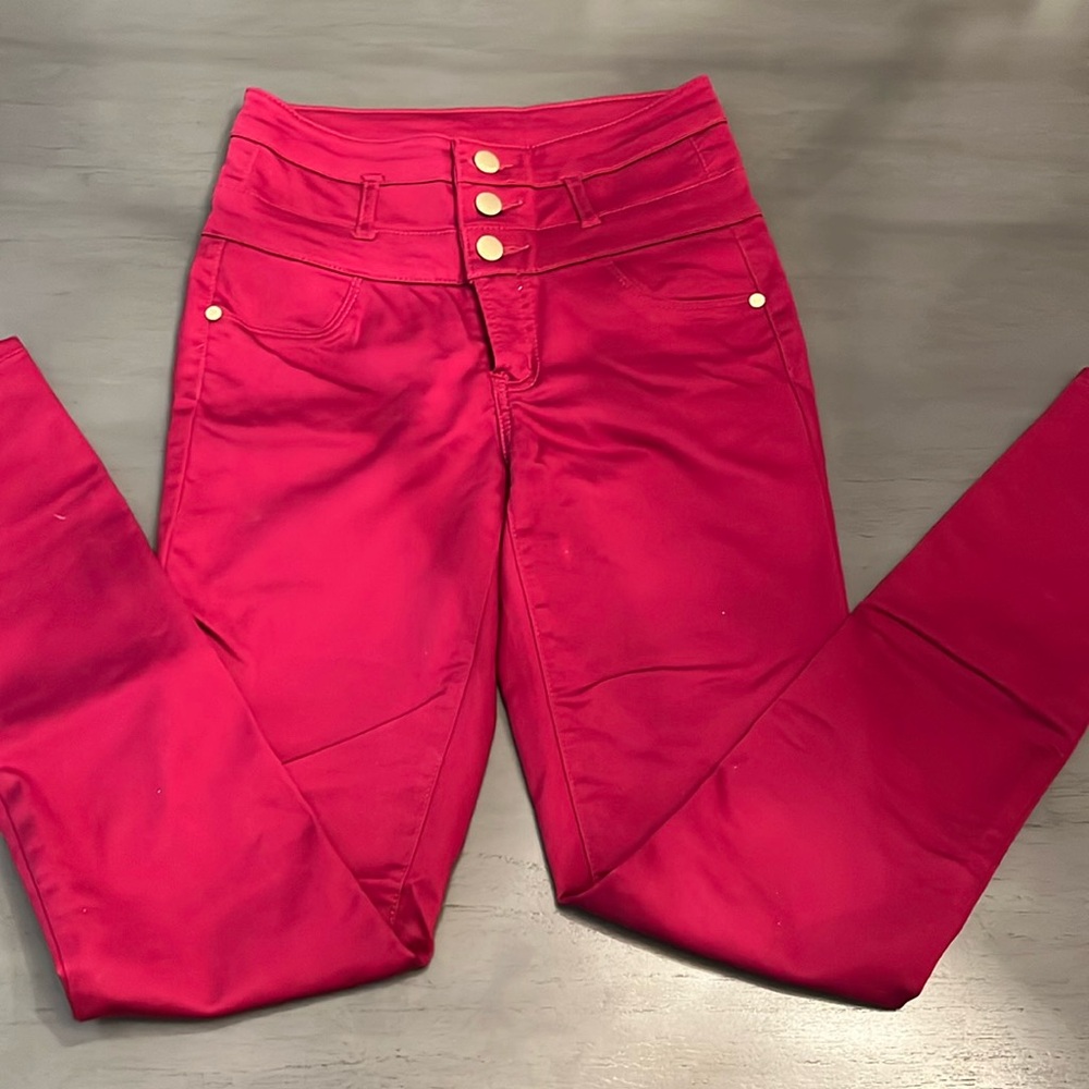 Maroon high waisted jeans